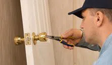 City Locksmith Services Austin, TX 512-402-3334 - 6-Locks-Replace